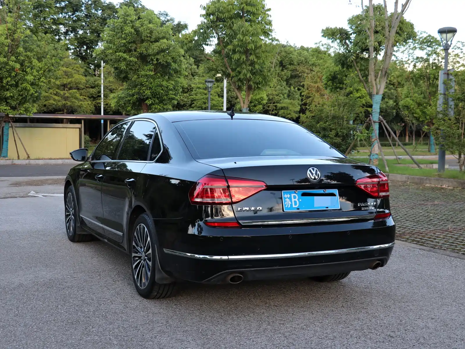Фото 6 - Volkswagen Passat
