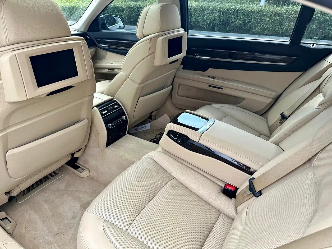 BMW 7 Series 2011 2009 740Li Premium