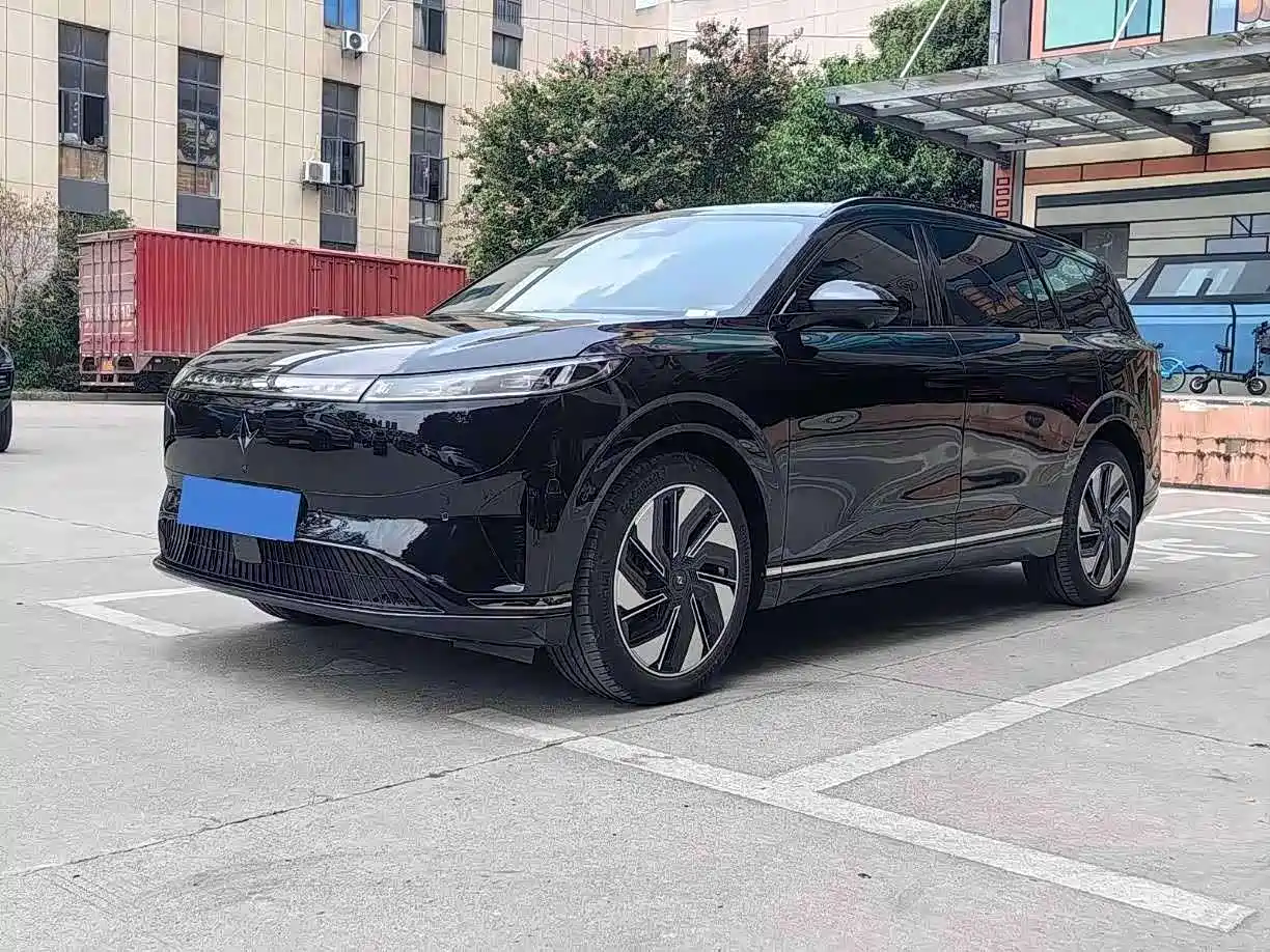 Dongfeng Yipai eπ008 2024 2024 210Max Range Extender 6-Seater