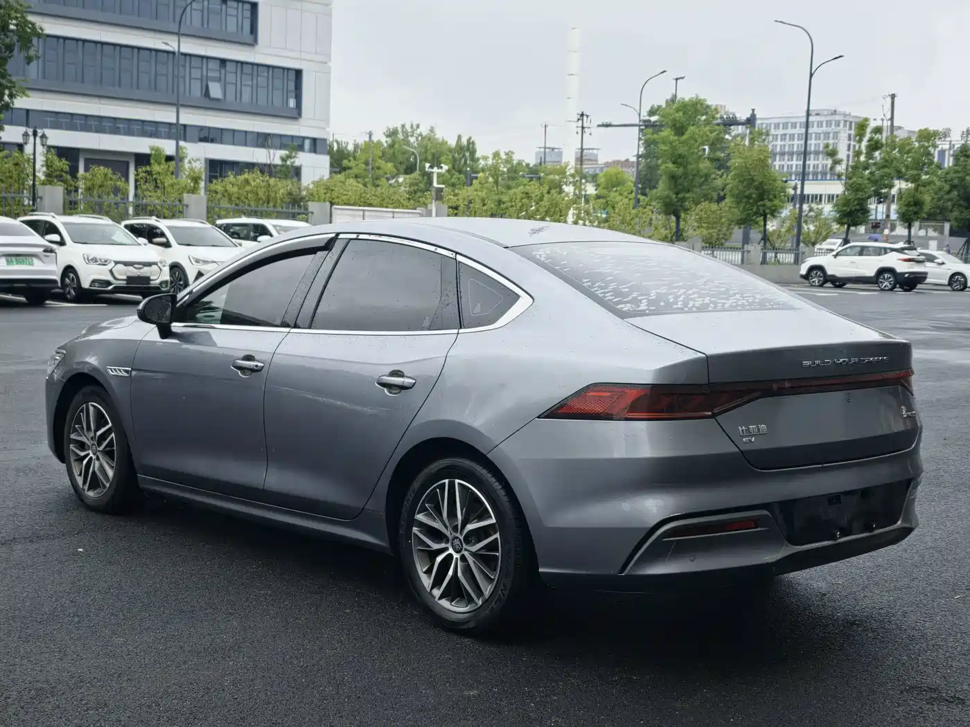 BYD Qin PLUS 2021 2021 EV 500KM Luxury Model