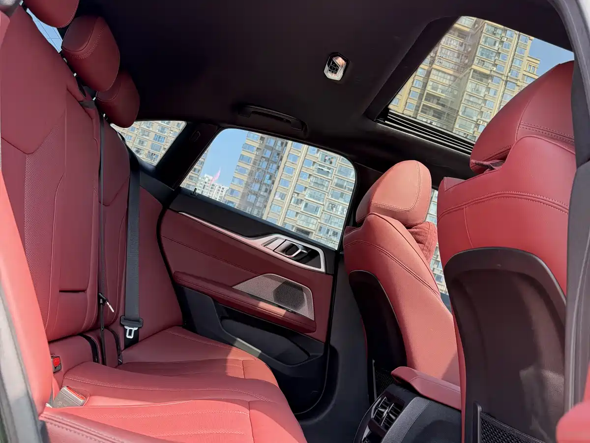BMW 4 Series 2023 425i Gran Coupe M Sport Shadowline Package фото 11