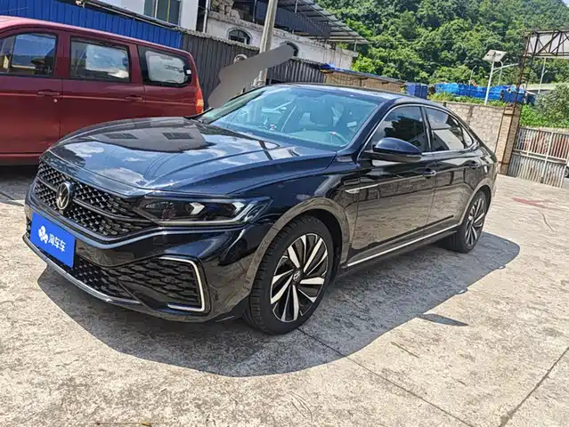 Volkswagen Passat 2022 330TSI Starlight Elite Edition