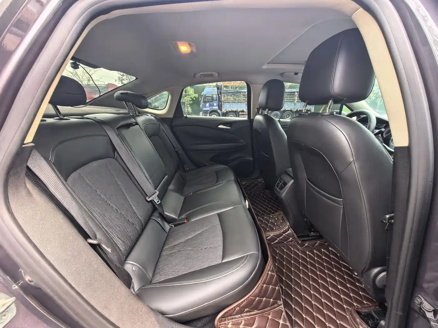 Buick Verano 2015 Sedan 20T Dual-clutch Leading фото 7