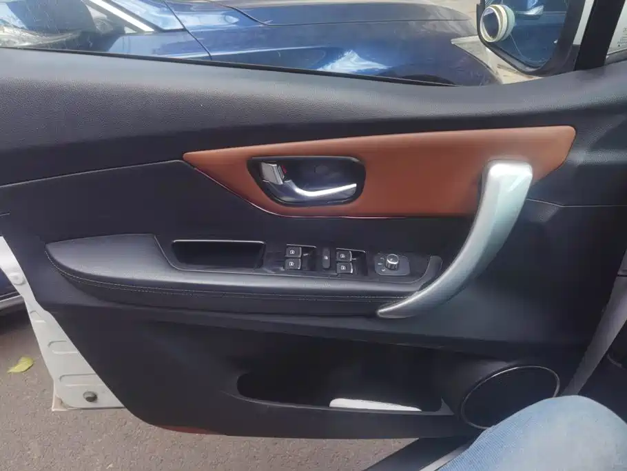 Haval H1 2015 2015 1.5L AMT Luxury