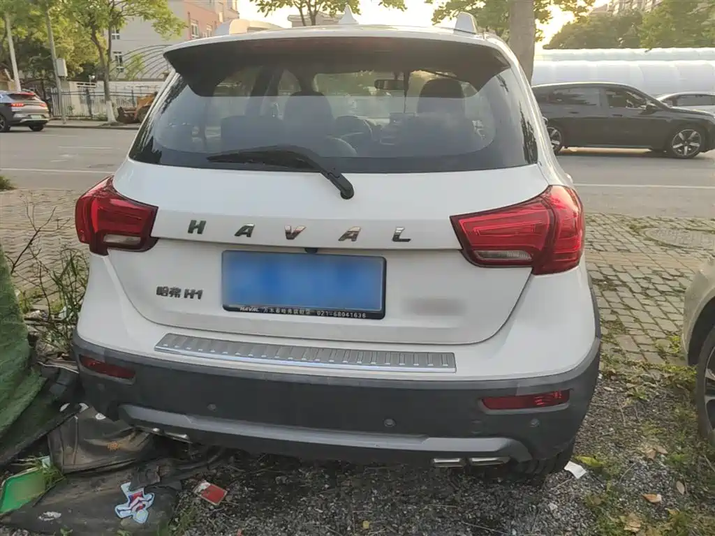 Haval H1 2016 Facelift Blue Label 1.5L AMT Luxury фото 6