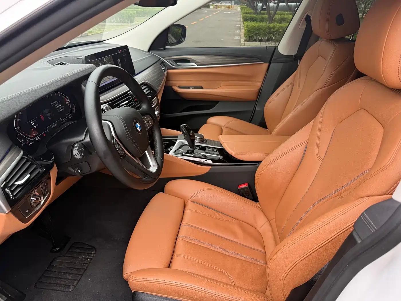BMW 6 Series GT 2025 2022 Model 630i Luxury Design Package