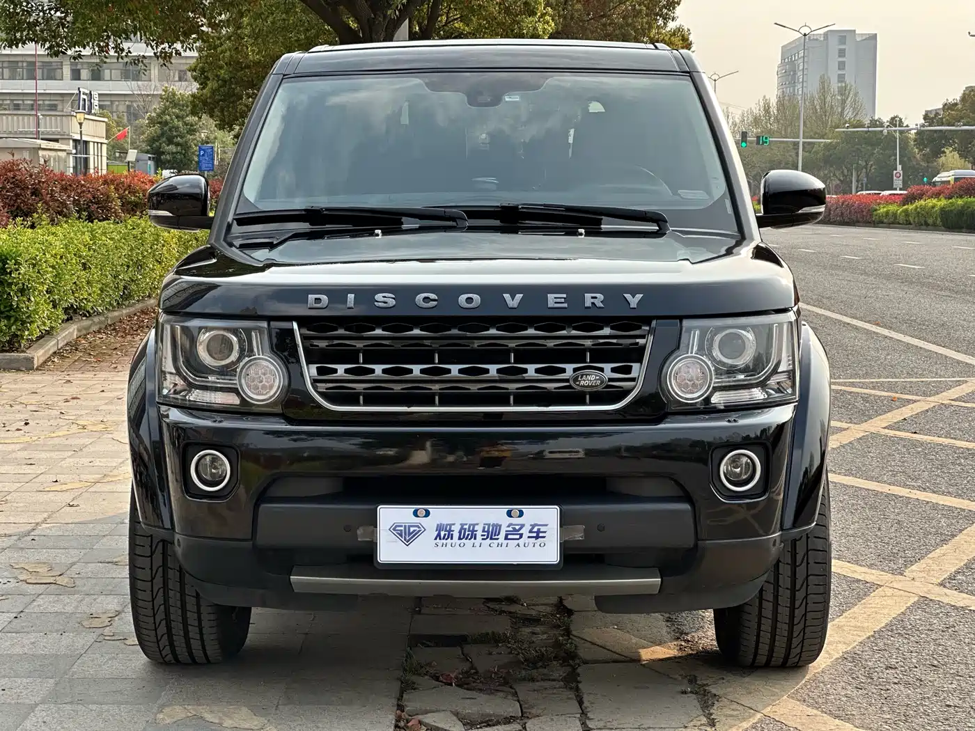 Land Rover Discovery 2016 3.0 SC V6 HSE фото 2