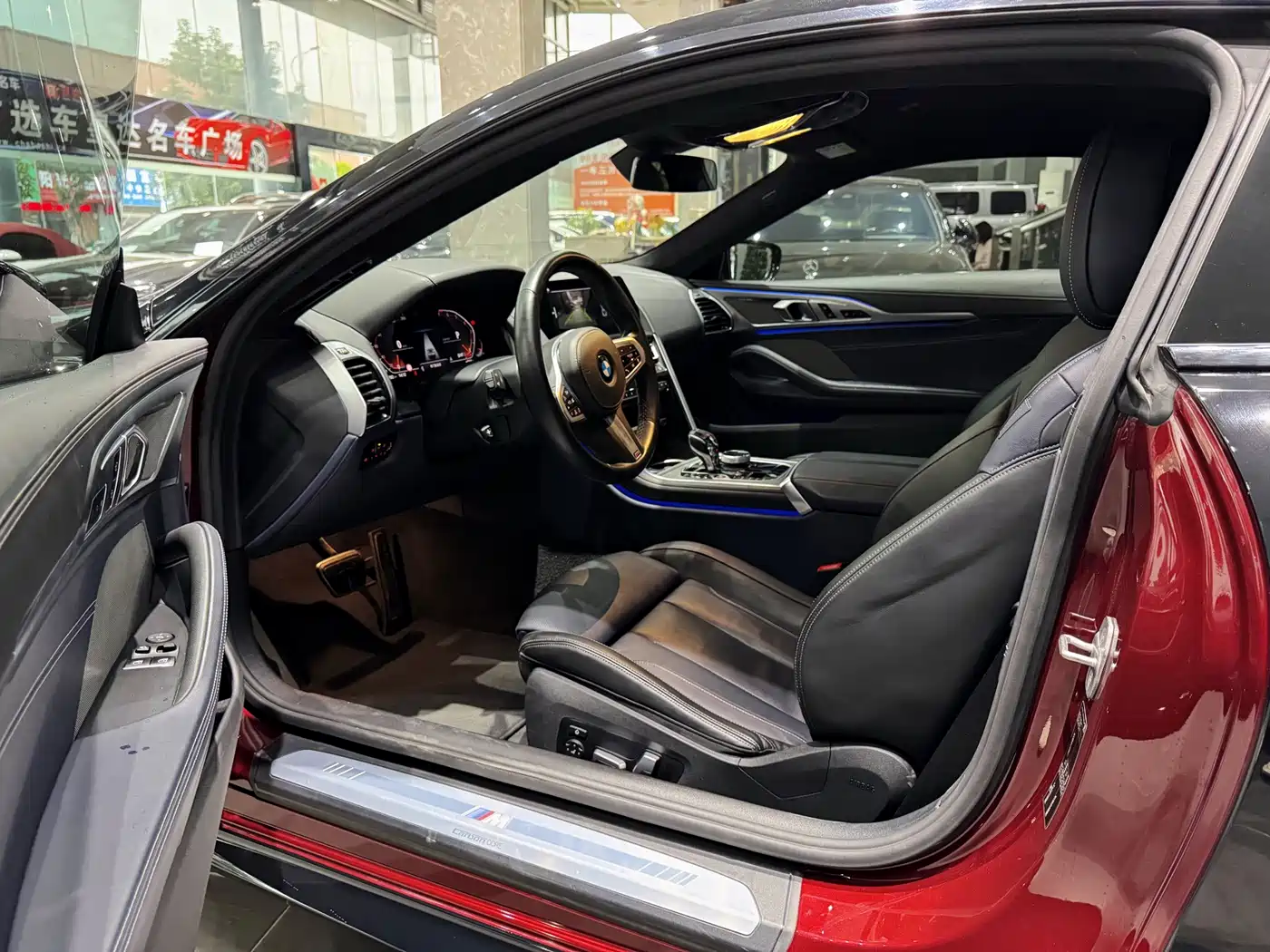 BMW 8 Series 2019 840i Coupe M Sport Package фото 3