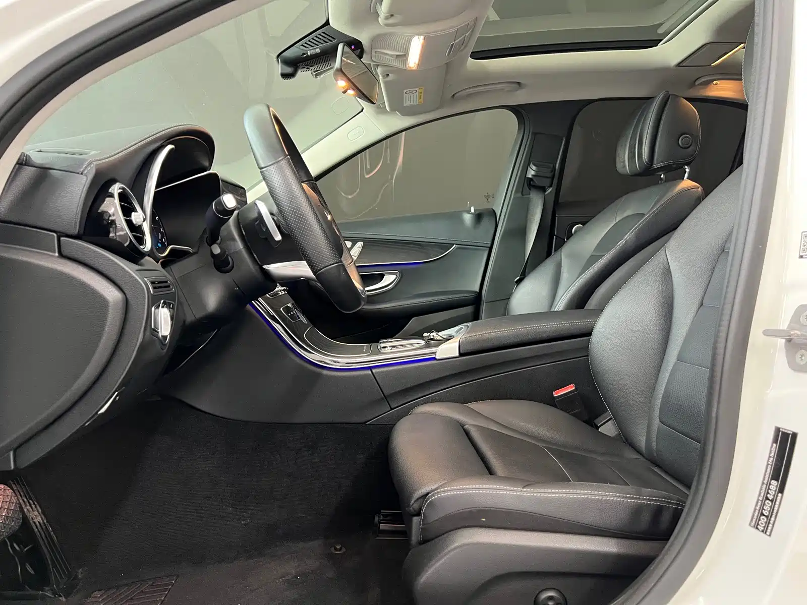 Фото 7 - Mercedes-Benz C-Class