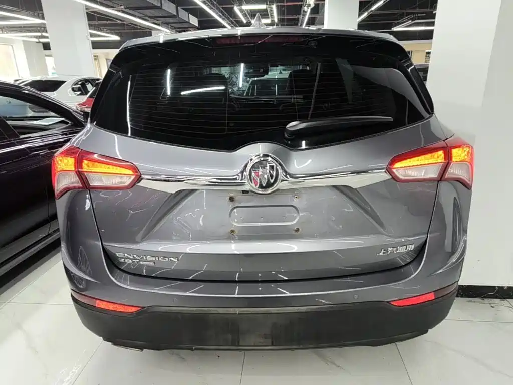 Фото 6 - Buick Envision Plus