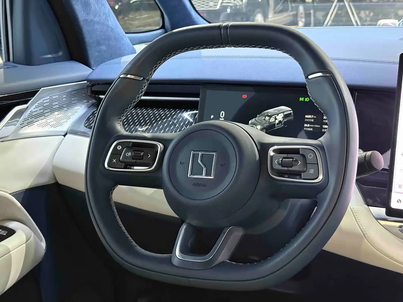 ZEEKR 009 2025 2024 7-Seat Aisle AWD Version 108kWh