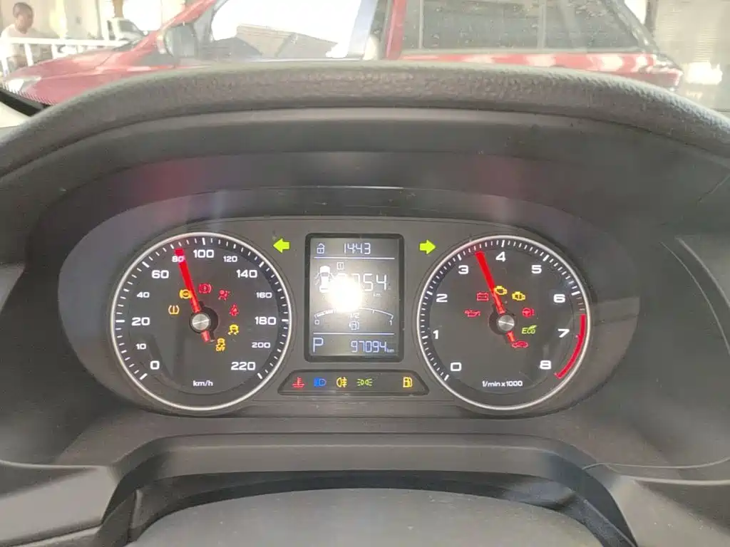 Photo 12 - Roewe 360
