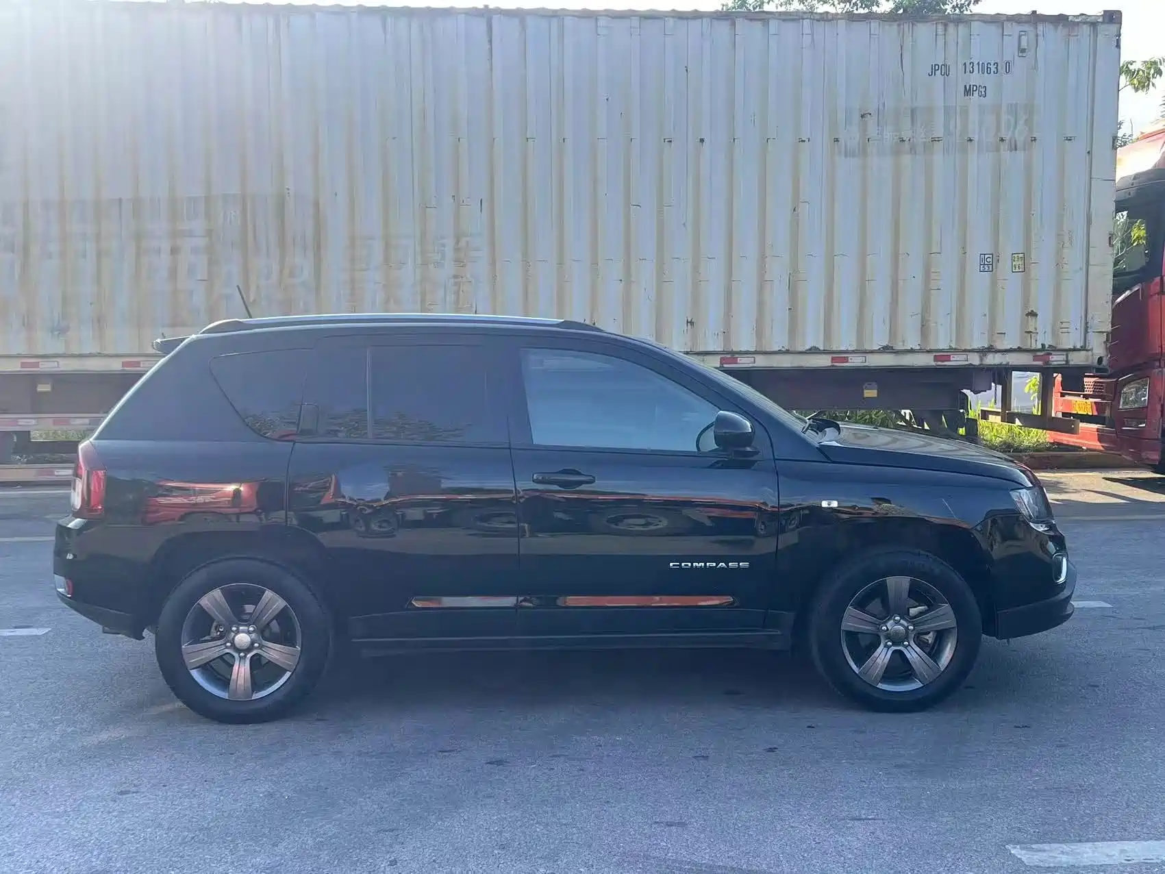 Фото 8 - Jeep Compass (Import)