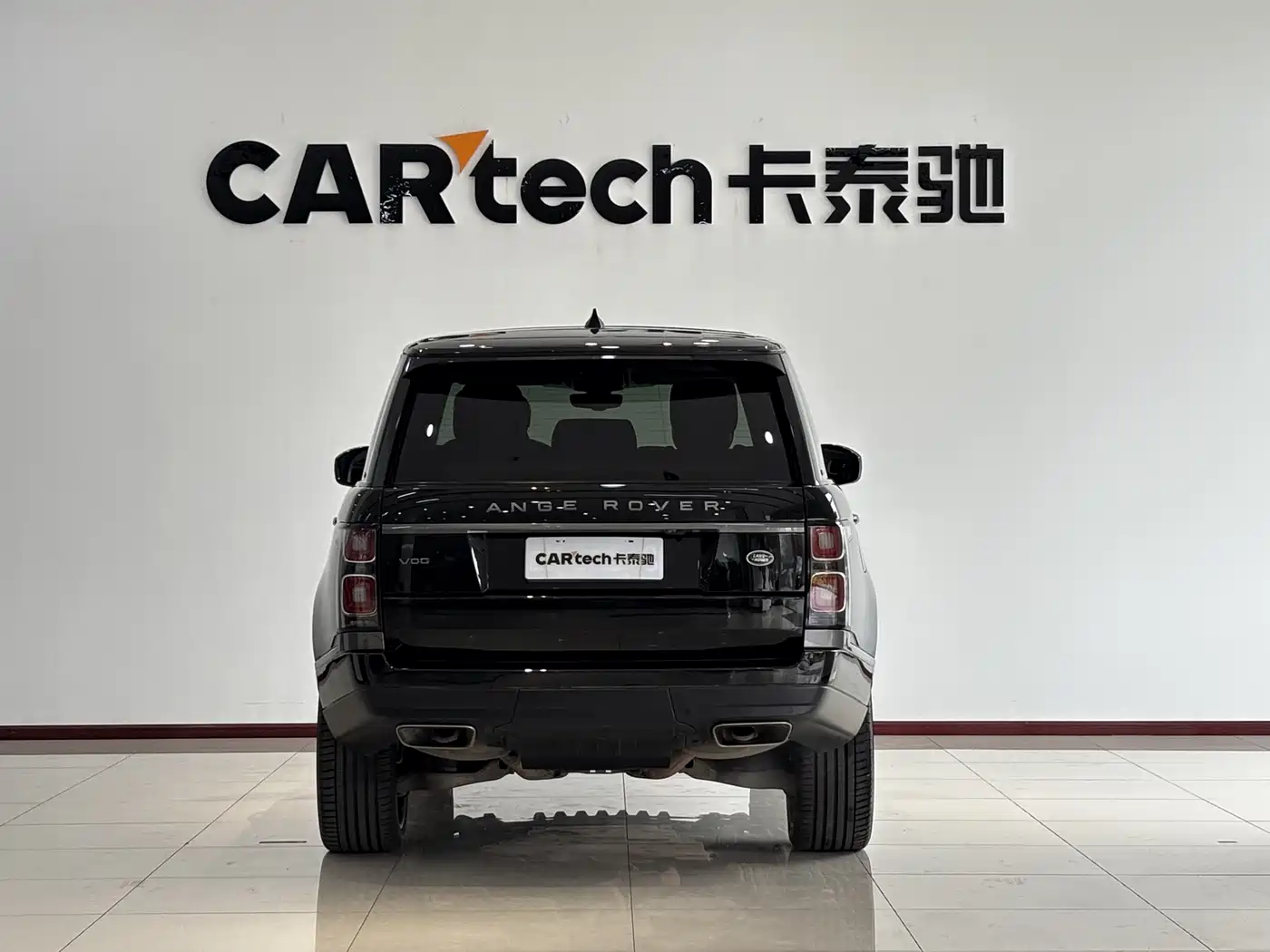 Land Rover Range Rover 2021 3.0 L6 Golden Age Edition фото 25