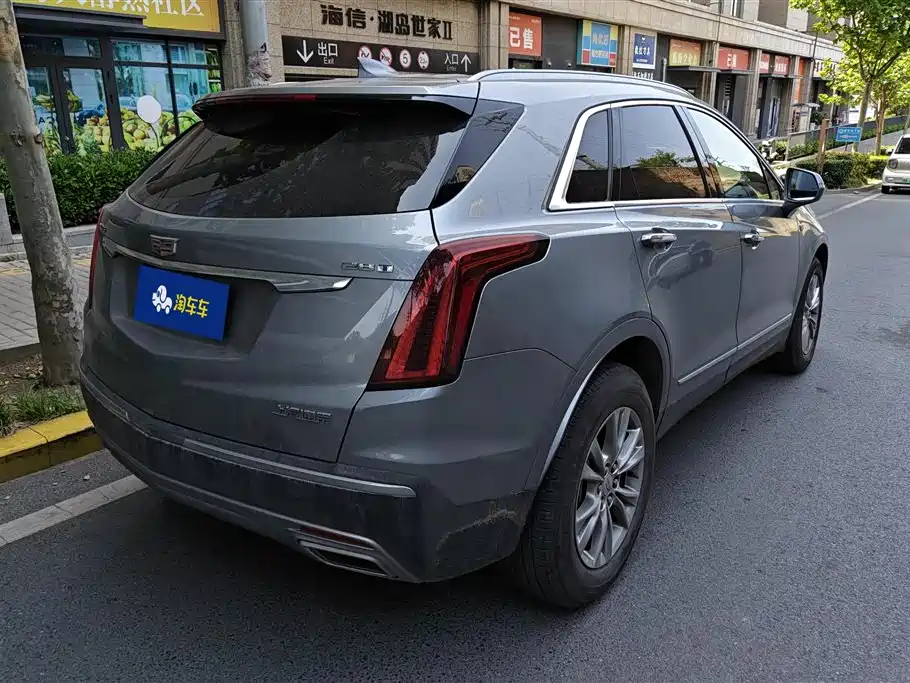 Cadillac XT5 2022 2.0T 2WD Luxury фото 3