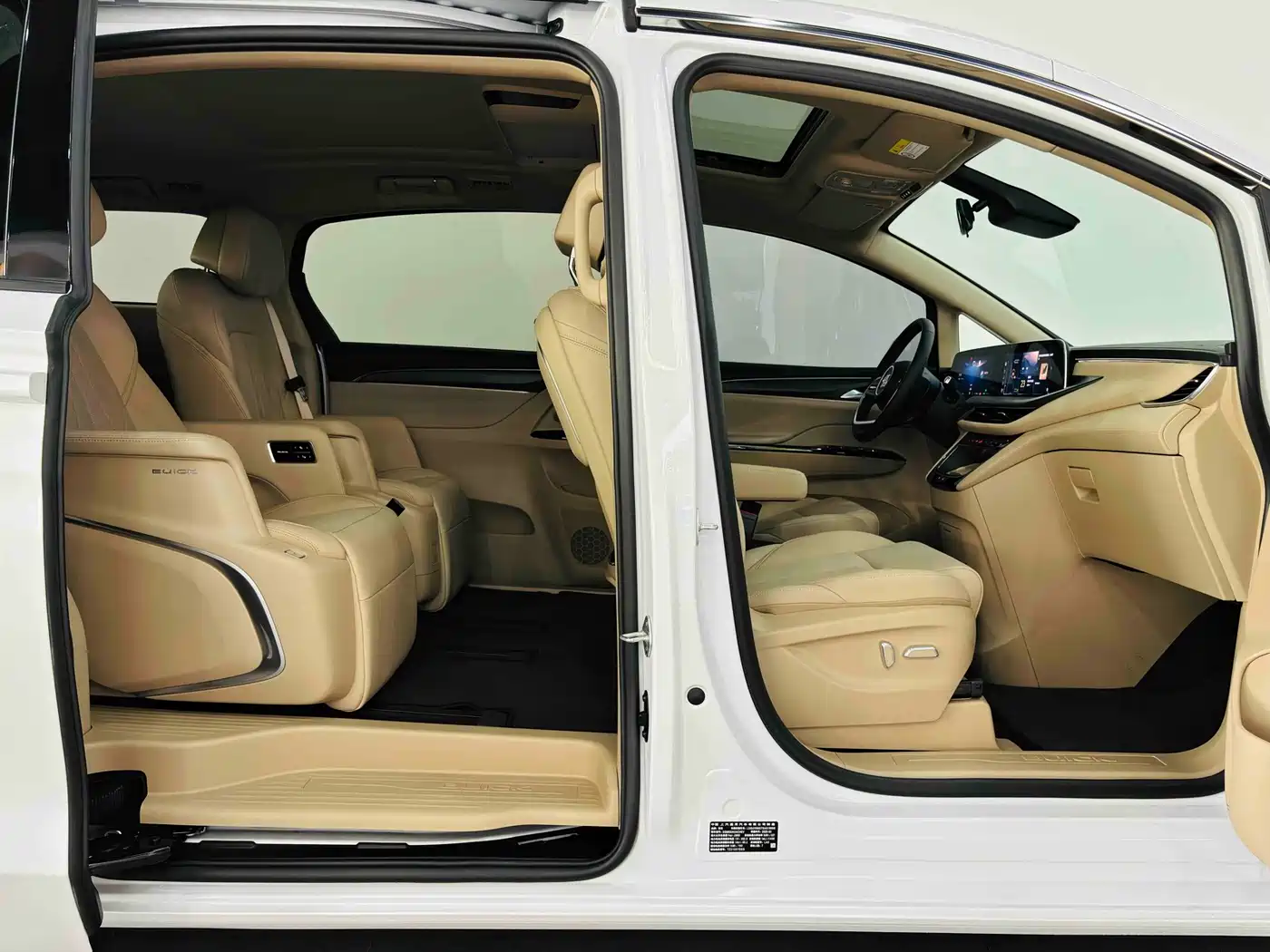 Buick GL8 New Energy 2025 2025 Land Honor Premium Edition 7-Seater