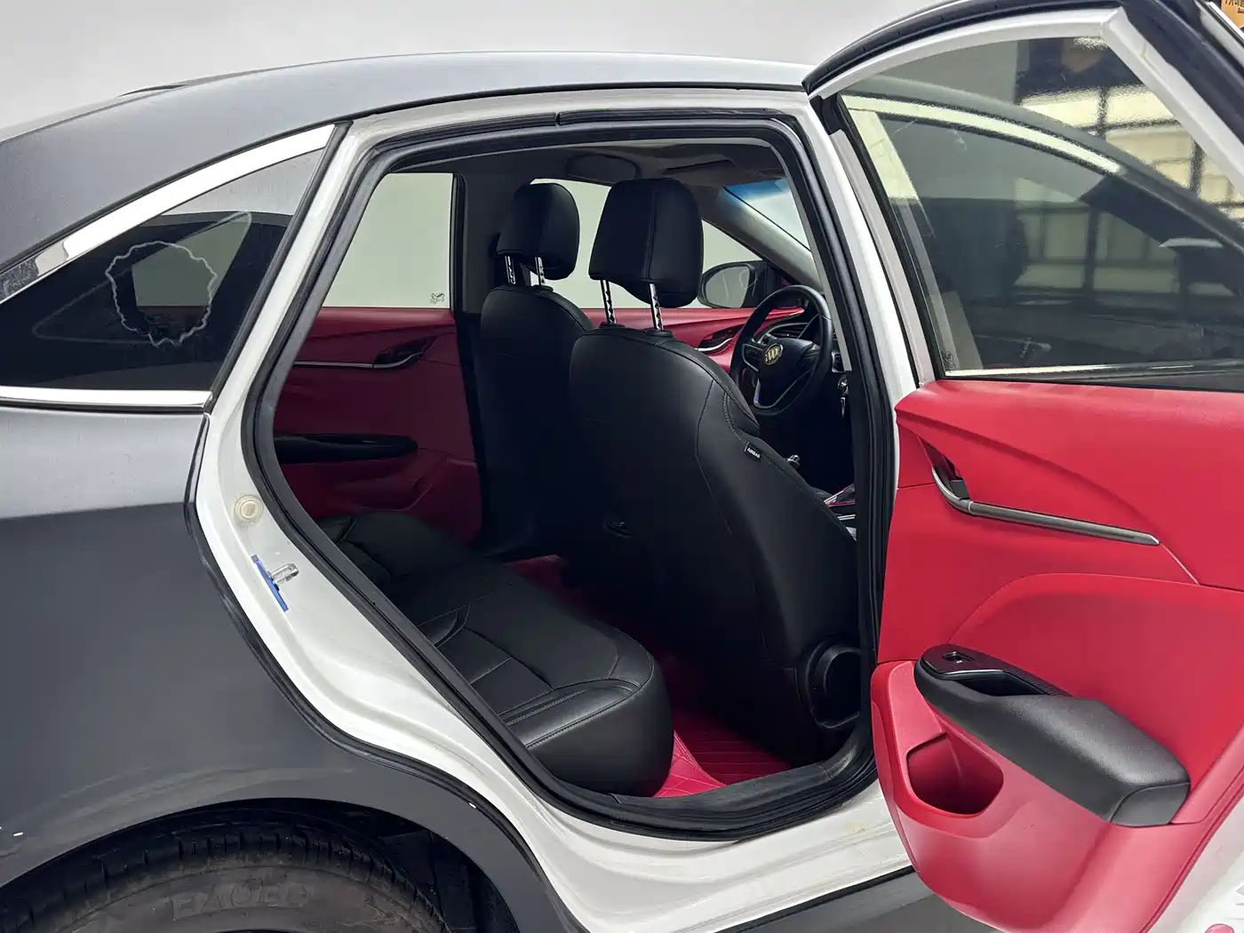 Фото 8 - Buick Excelle