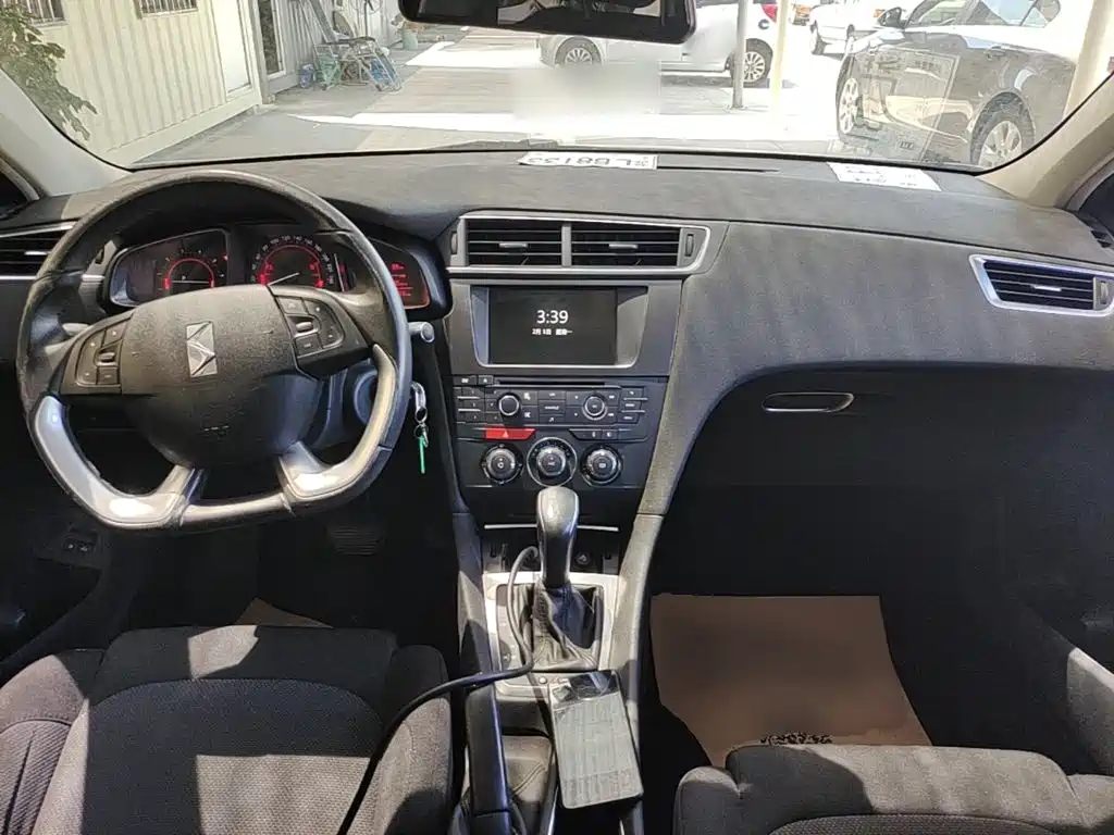 DS 5LS 2016 2016 1.6T Style Edition THP160