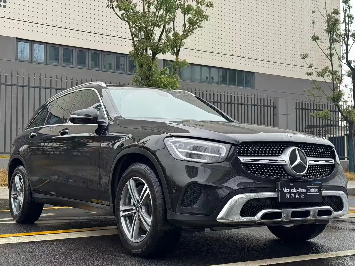 Mercedes-Benz GLC 2020 Facelift GLC 260 L 4MATIC Dynamic фото 3