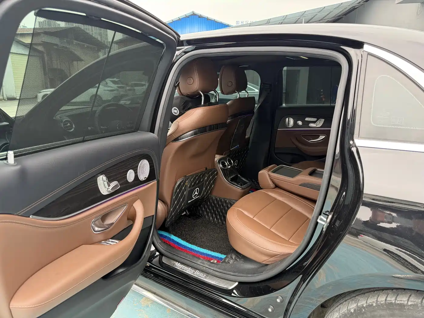 Mercedes-Benz E-Class 2021 E 300 L Sport Luxury Edition фото 10