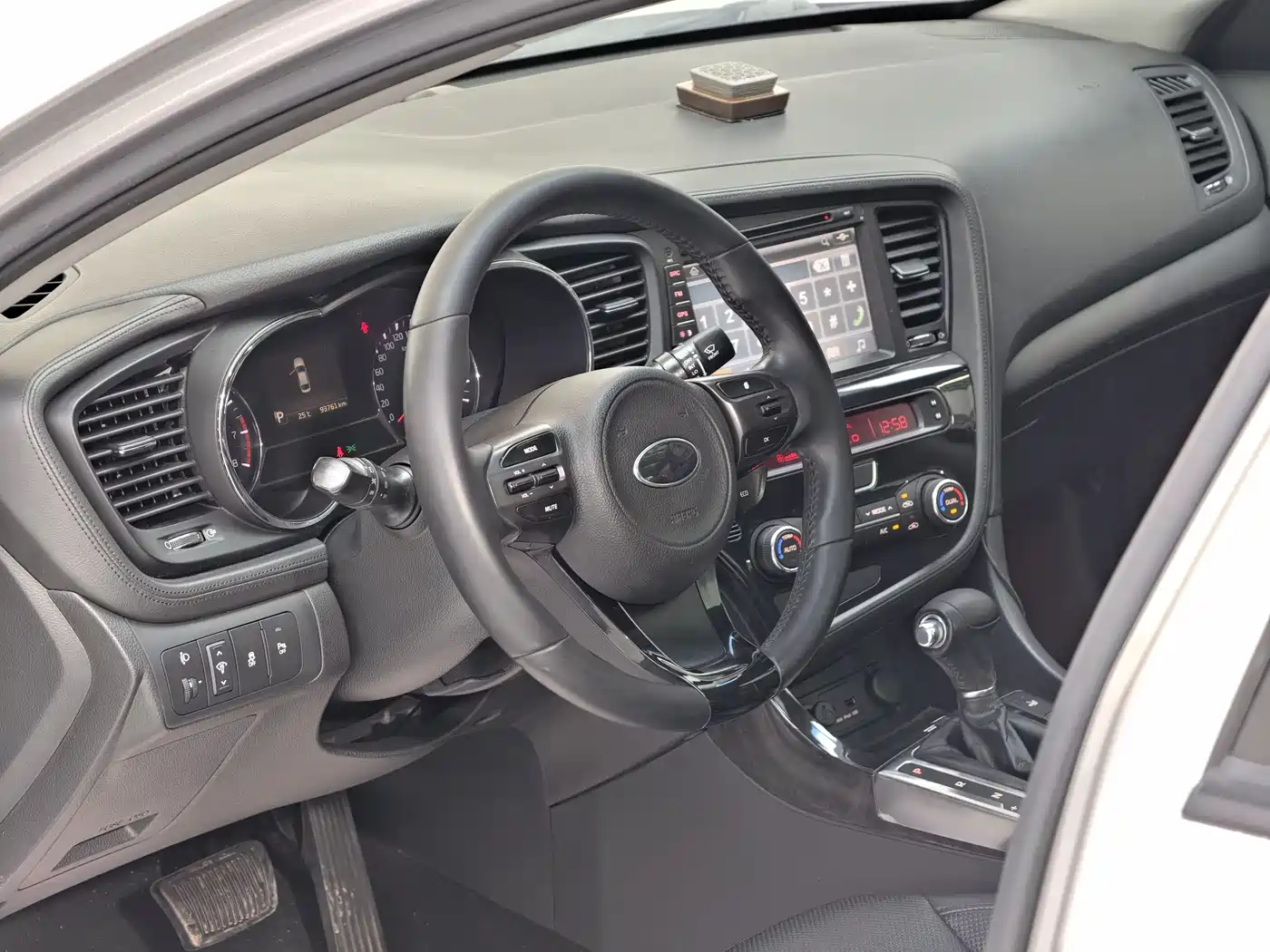 Kia K5 2014 2.0L Automatic LUXURY фото 13