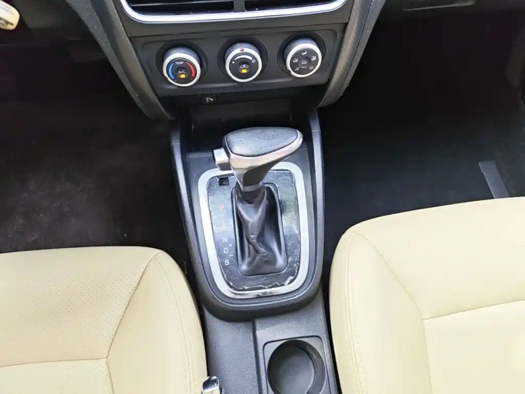 Besturn B30 2017 2017 1.6L Auto Luxury