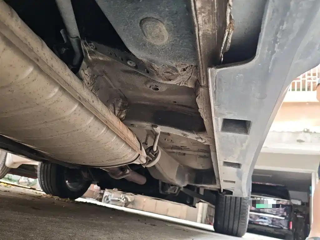 BYD S7 2017 2.0T Auto Luxury фото 18