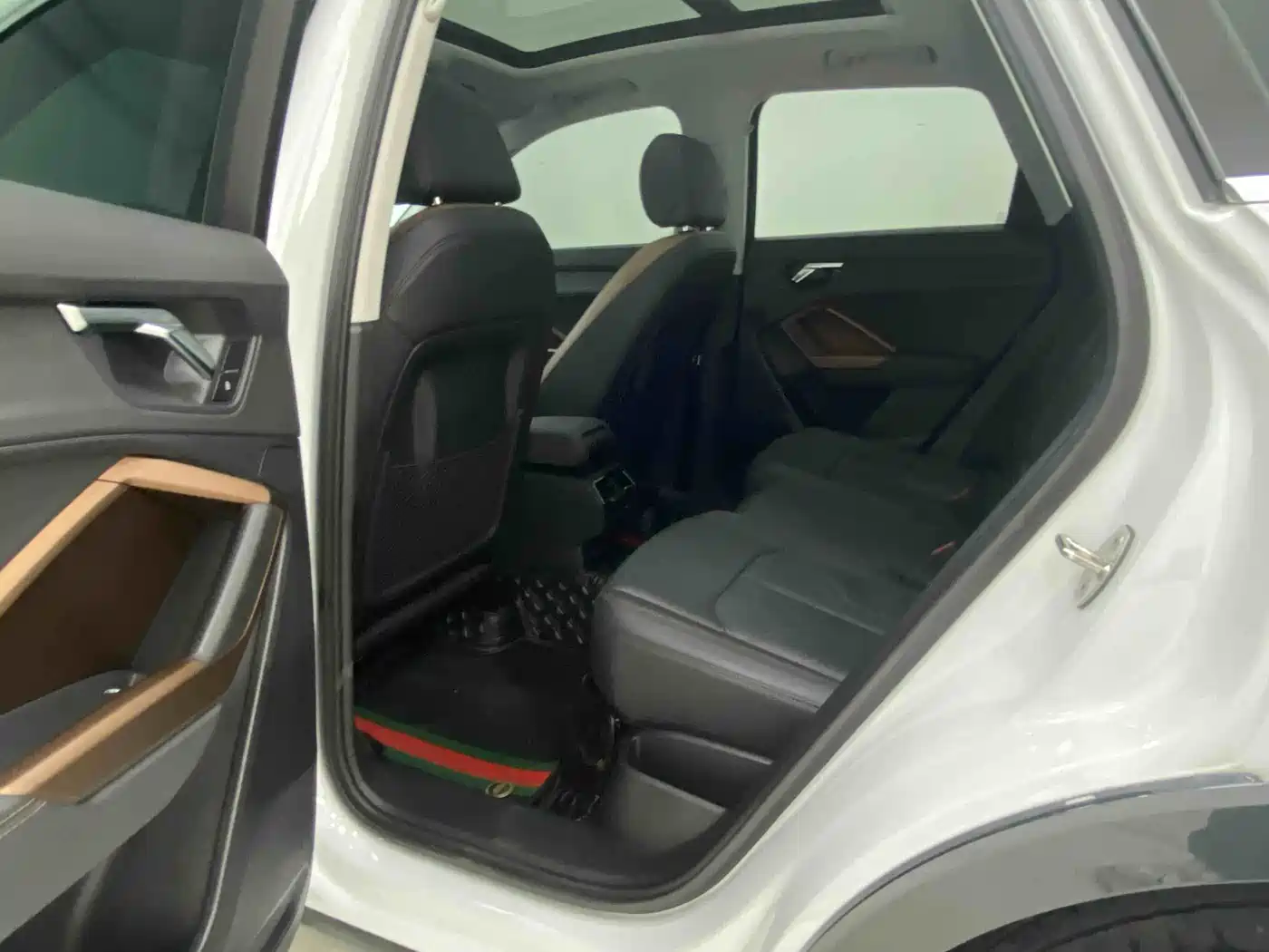 Audi Q3 2022 35 TFSI Fashion Elegance фото 9