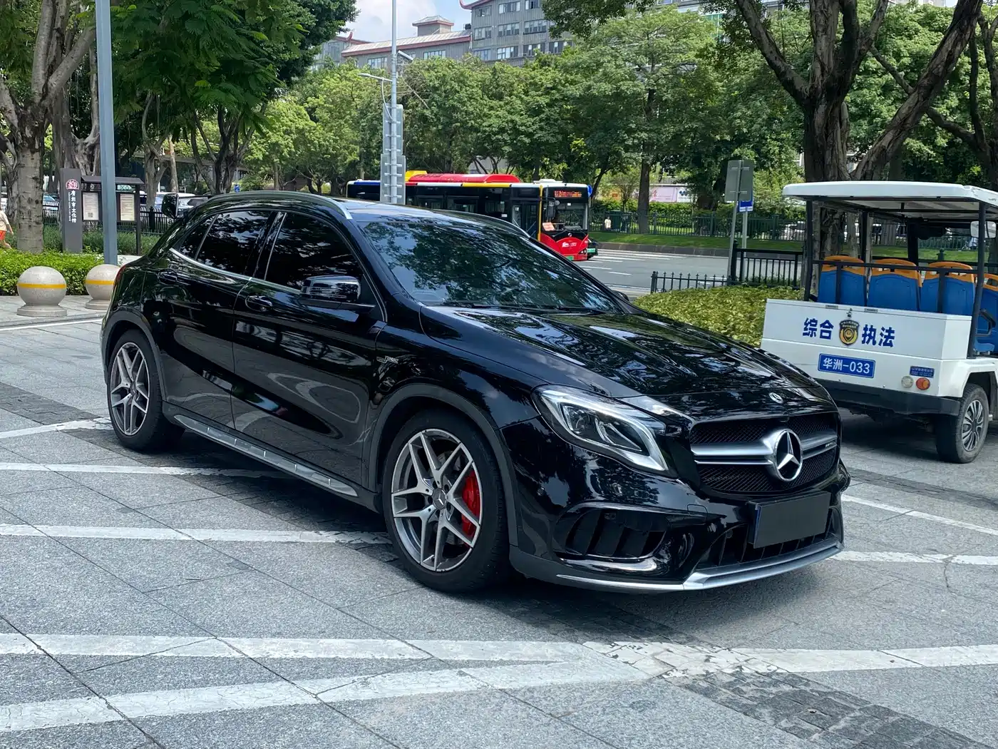 Mercedes-Benz GLA AMG 2020 2017 AMG GLA 45 4MATIC