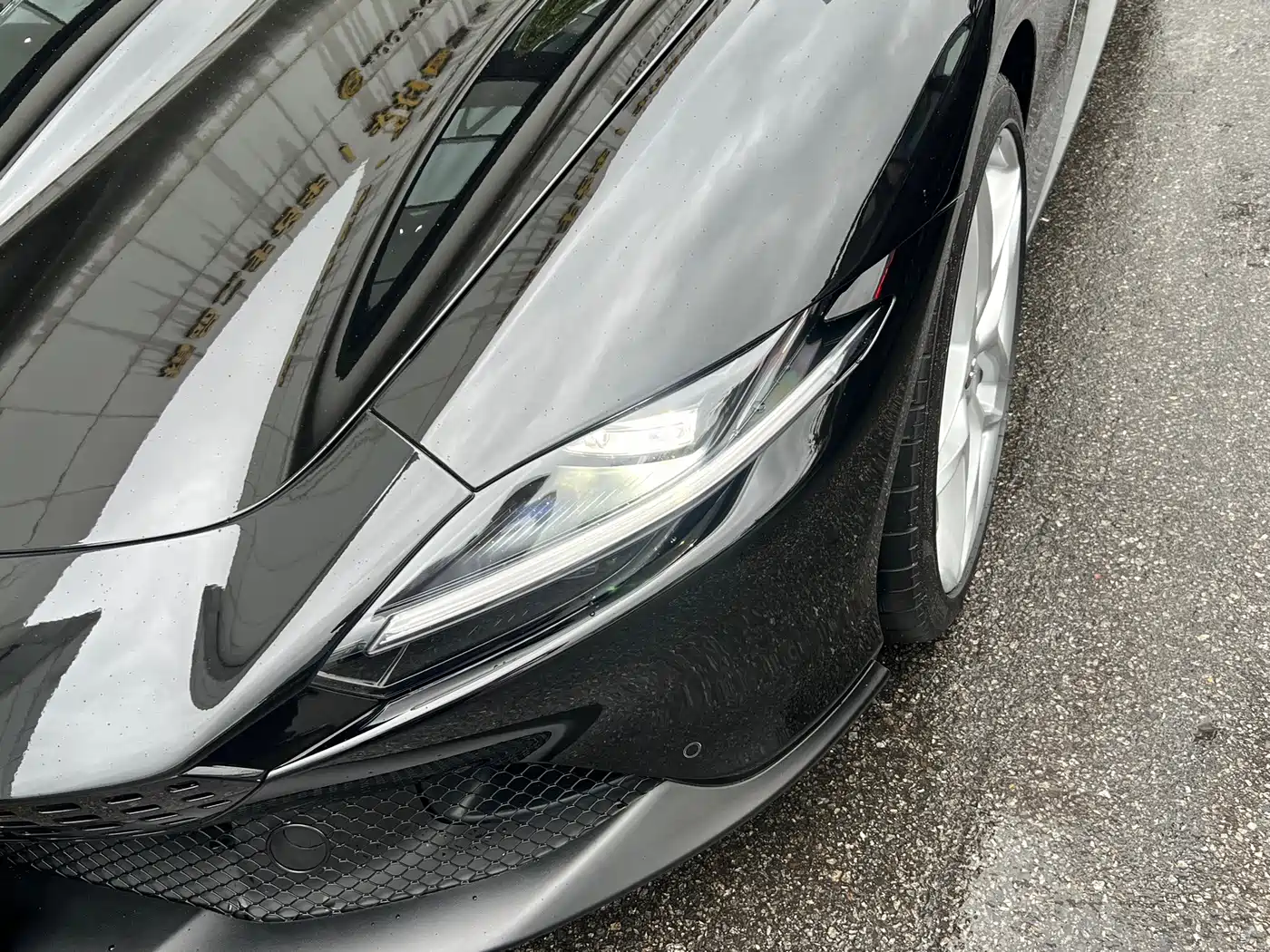 Ferrari Roma 2024 2020 3.9T V8