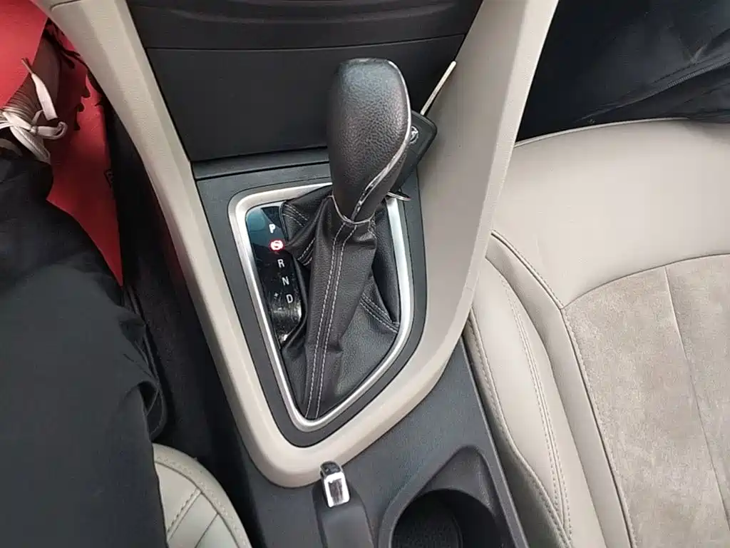 Фото 14 - Buick Excelle