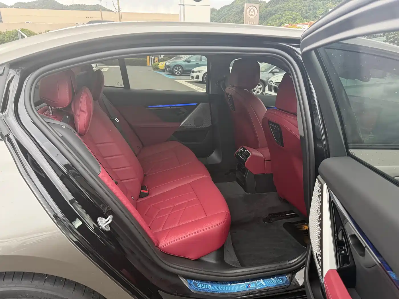 BMW 5 Series 2026 2026 530Li Leading M Sport Package