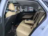 صورة 9 - Geely Emgrand L HiP