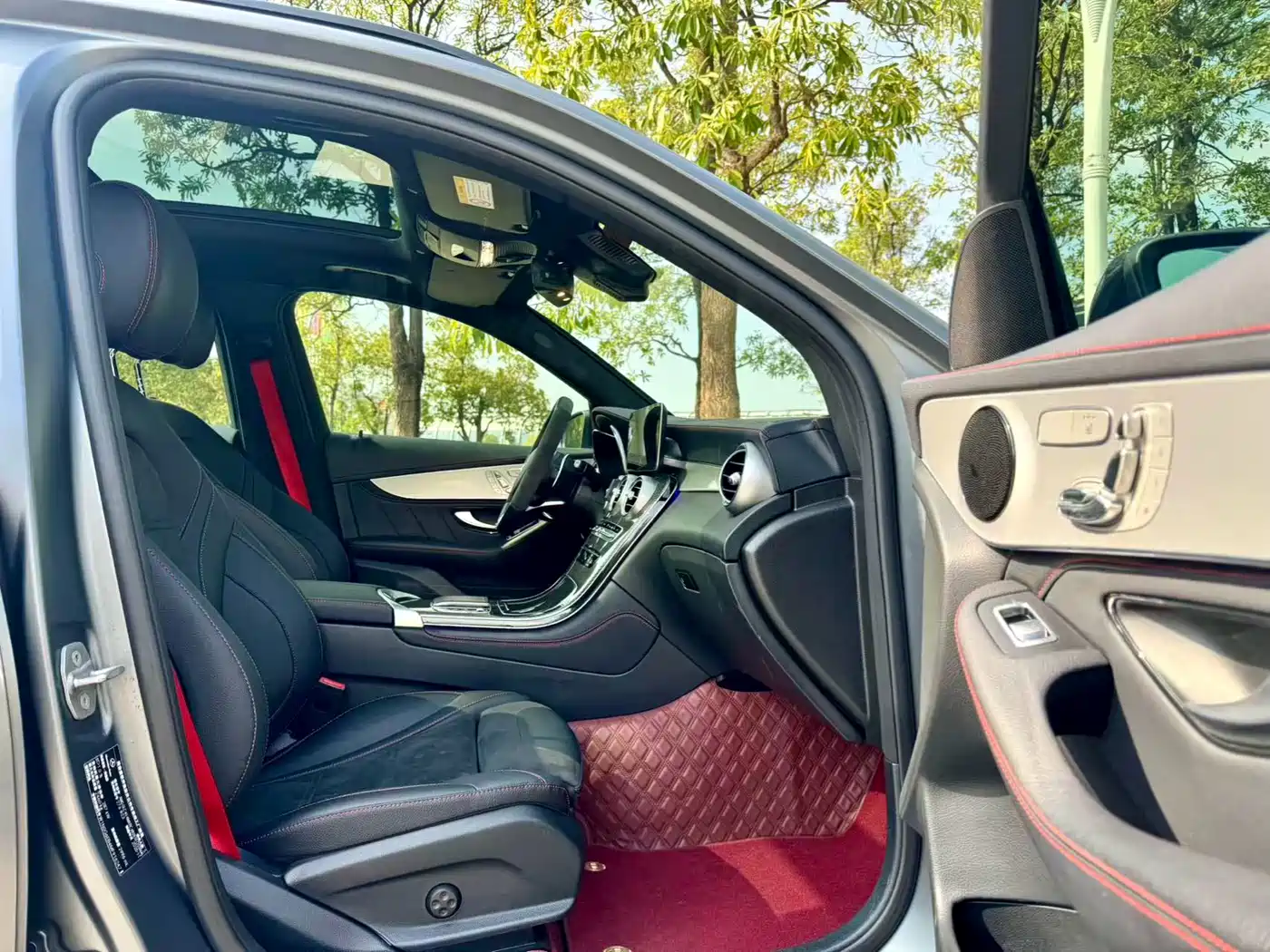 MERCEDES-BENZ GLC AMG