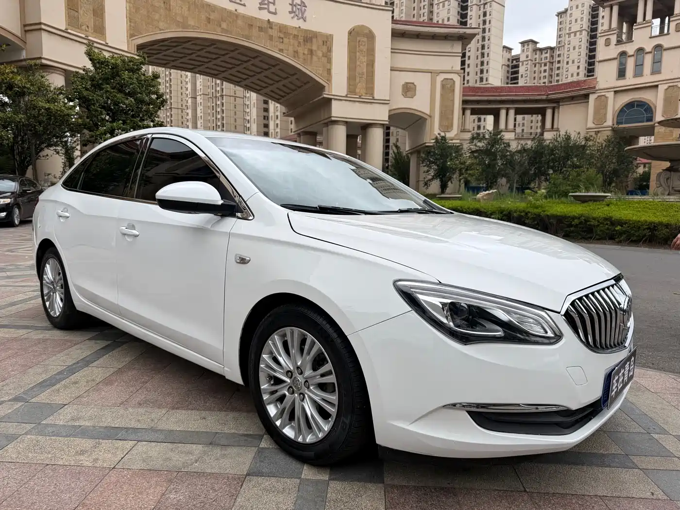 Buick Excelle 2017 15N Automatic Elite фото 3