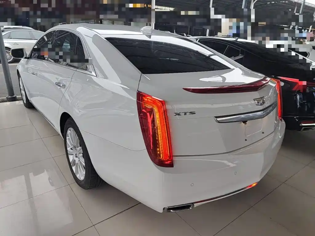 Фото 5 - Cadillac XTS
