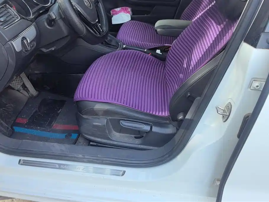 Volkswagen Sagitar 2018 1.6L Automatic Comfort фото 9