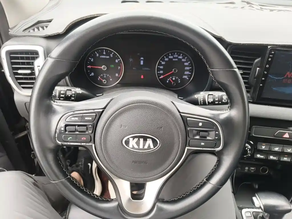 Kia KX5 2016 2016 Model 2.0L Automatic 2WD GLS