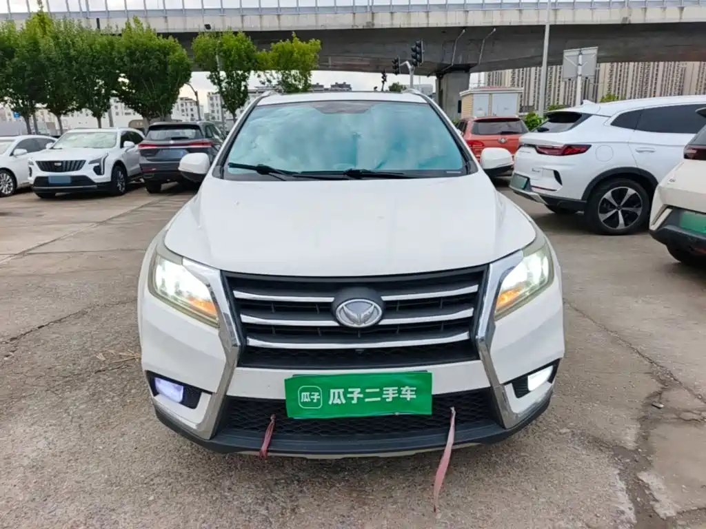 BAIC Huansu S6 2017 2017 1.5T Manual Fantasy Edition