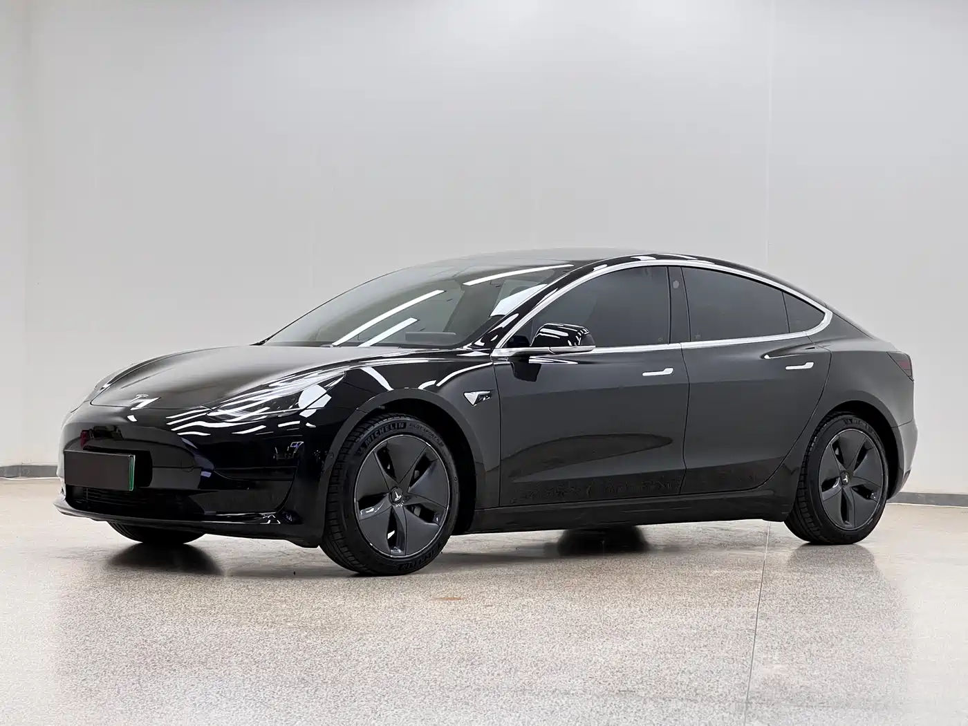 Tesla Model 3 2020