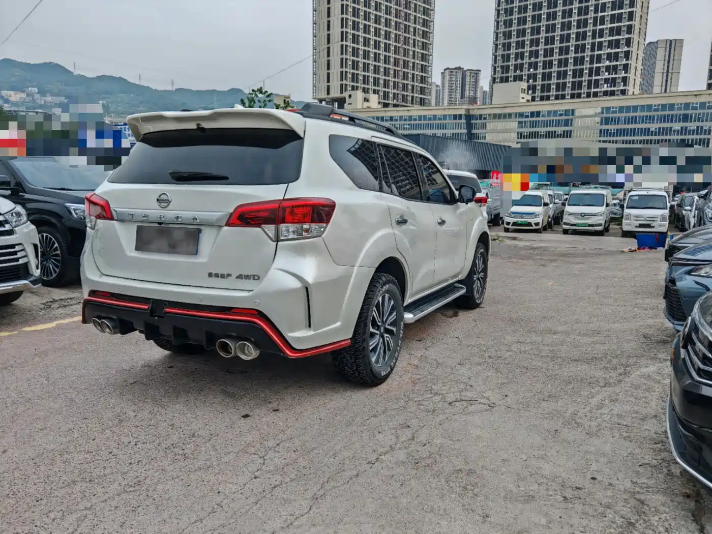 Nissan Terra 2023 2020 2.5L XL Upper 4WD Automatic Luxury Edition