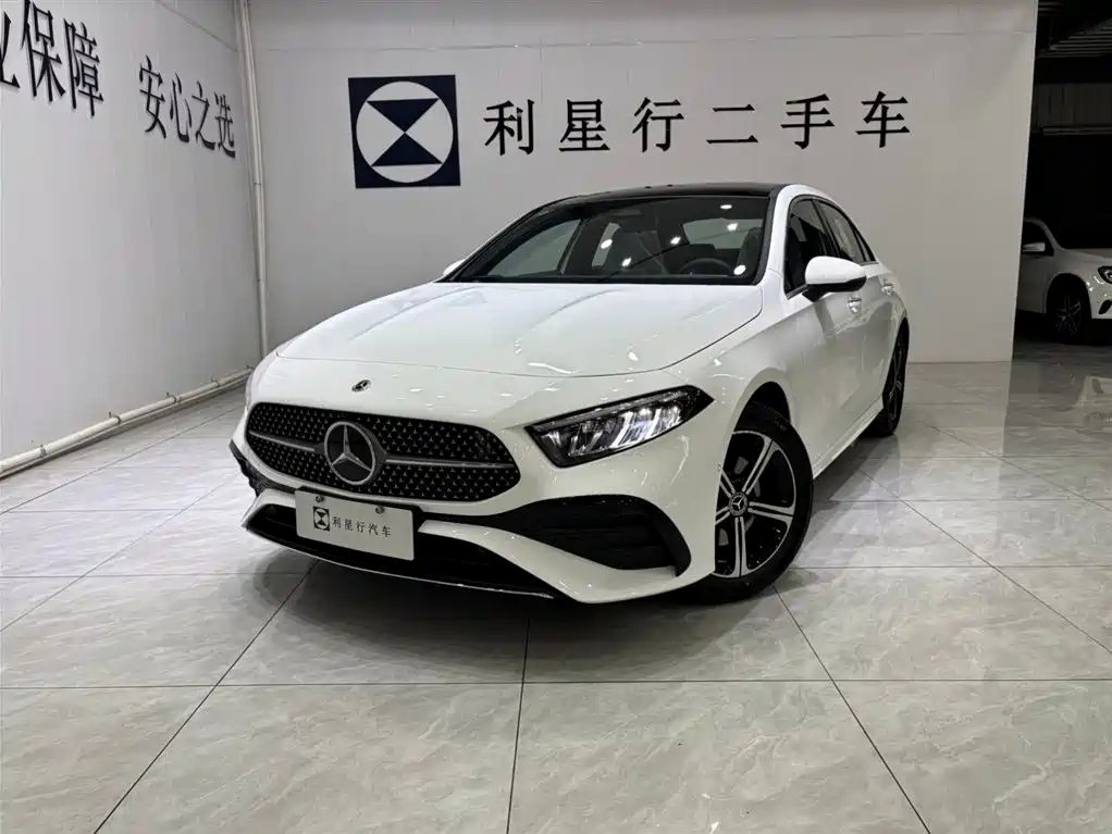 Mercedes-Benz A-Class 2025 A 200 L Fashion Edition