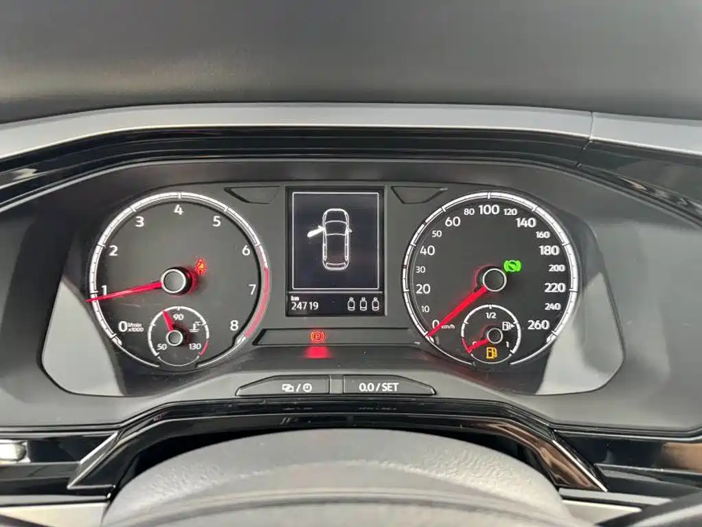 Volkswagen Polo 2022 2021 Plus 1.5L Automatic Colorful Tech Edition