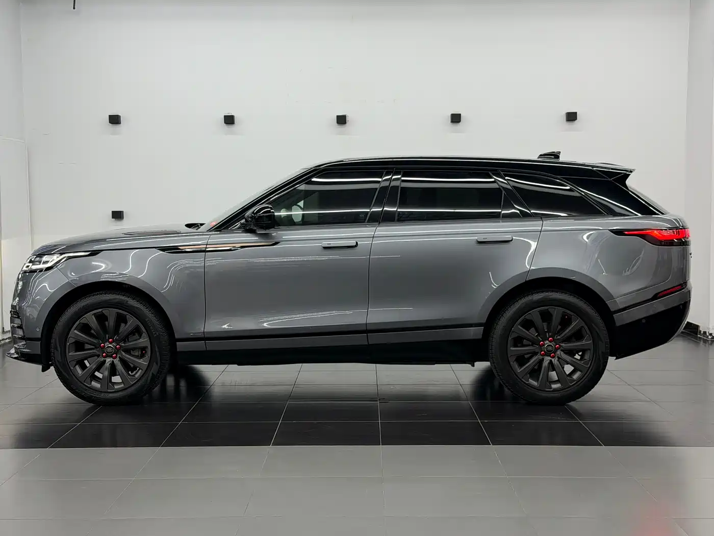 Land Rover Range Rover Velar 2021 P340 R-DYNAMIC SE фото 3