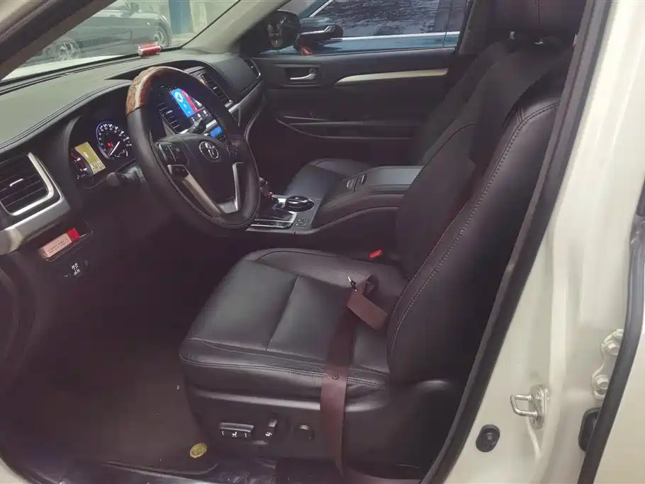 Toyota Highlander 2015 2.0T AWD Luxury Edition 7-seater фото 9