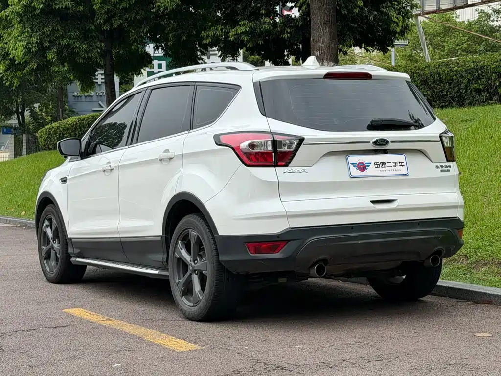Ford Kuga 2019 2019 EcoBoost 180 FWD Luxury Edition China V