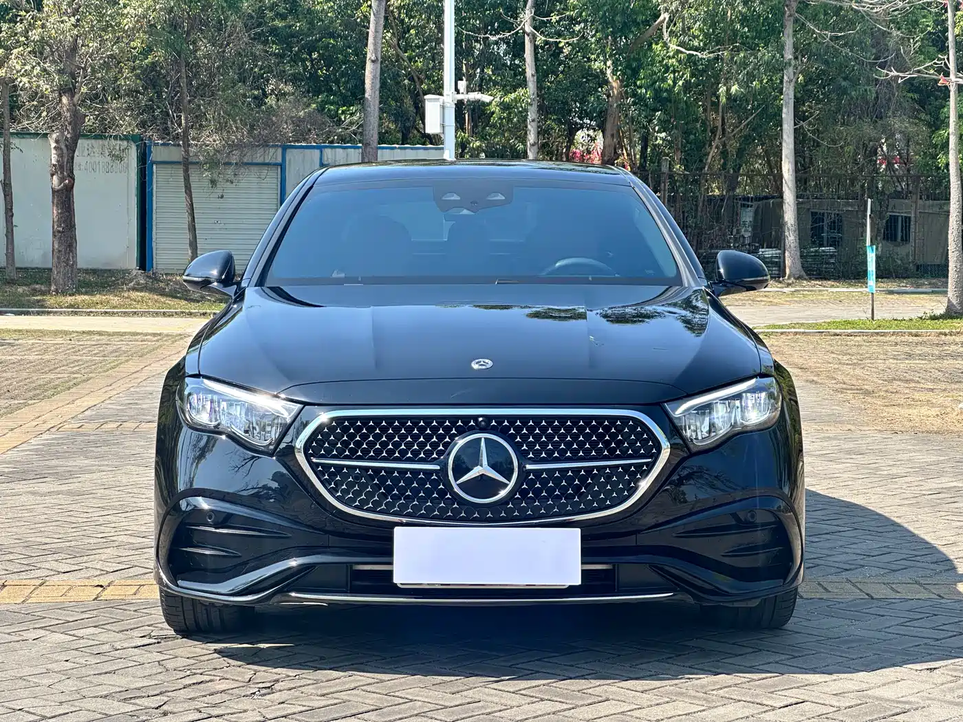 Mercedes-Benz E-Class 2025 Facelift E 300 L Luxury Sport фото 2