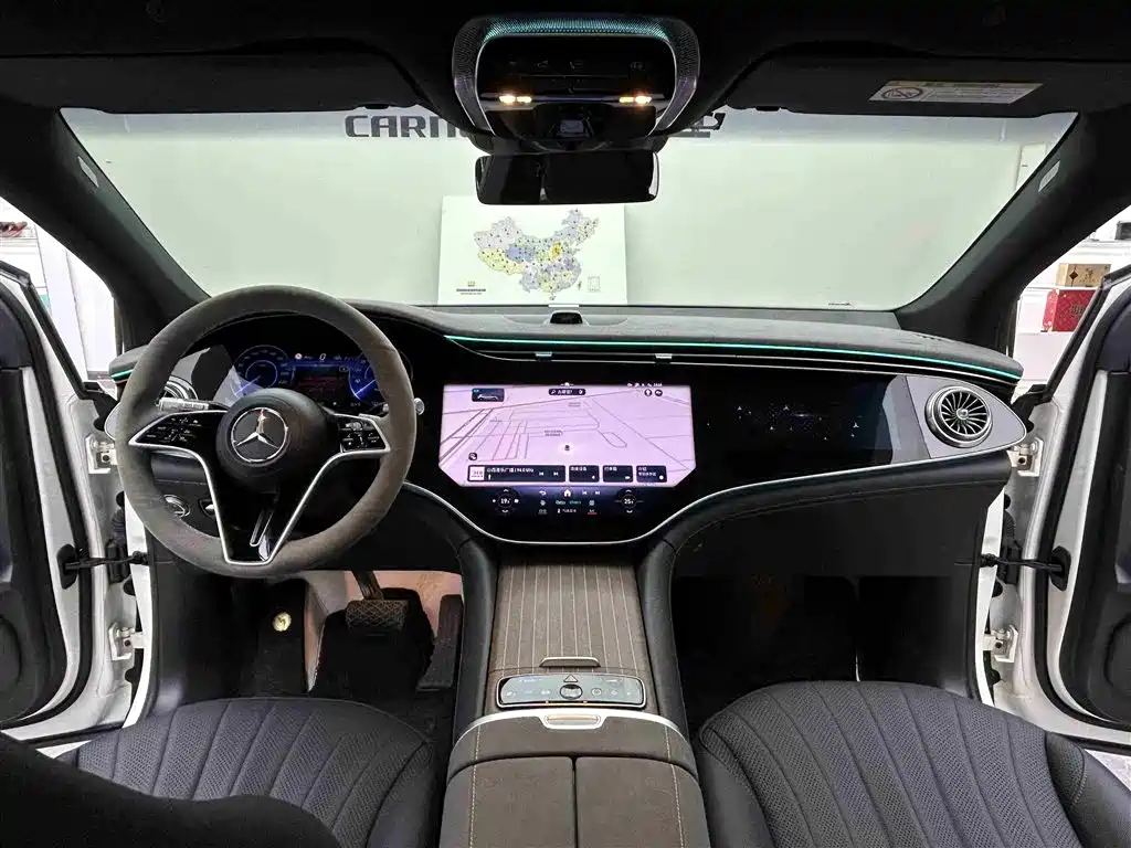 MERCEDES-BENZ EQS SUV