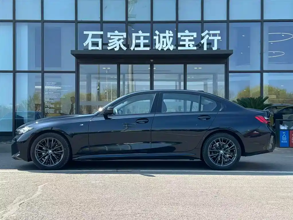 BMW 3 Series 2024 325Li M Sport Shadowline Package фото 3