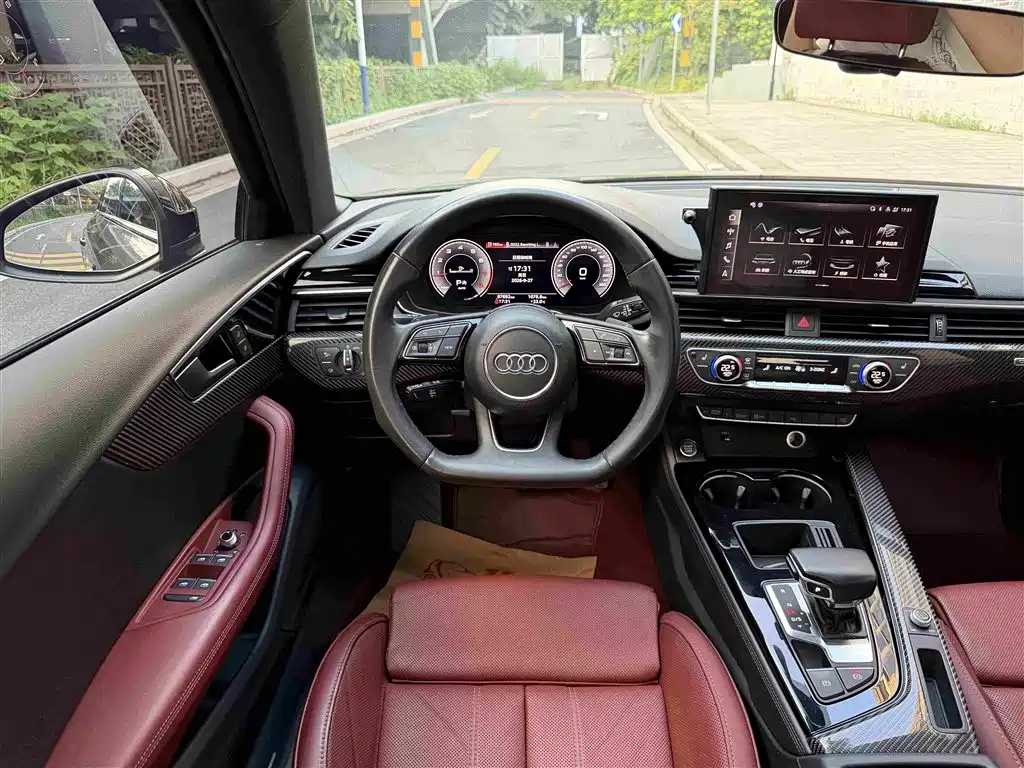 Photo 12 - Audi A4L